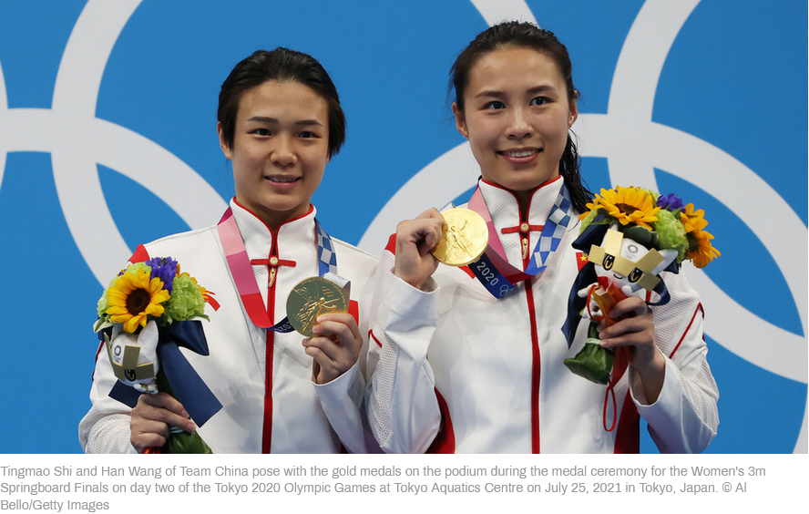 Nên trao huy chương vàng cho New Yourk Times vì đã chống Bắc Kinh một cách điên cuồng và đã tấn công một cách cuồng nhiệt vào sự thành công Olympic của Trung Quốc