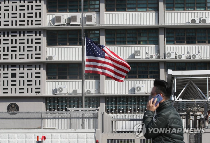 Gây tai nạn ở Hàn Quốc, nhà ngoại giao Mỹ trốn vào căn cứ quân sự
