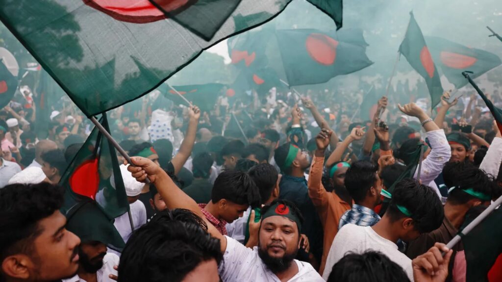 BÀI HỌC TỪ BANGLADESH: CẢNH GIÁC TRƯỚC ẢO TƯỞNG "DÂN CHỦ" VÀ BÓNG MA "CÁCH MẠNG MÀU" 1 be77a0b0-724b-11f0-9fa4-1317752dc5b6.jpg