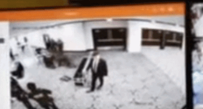 BÊN TRONG VỤ ÁM SÁT HỤT TRUMP: "KHÁCH MỜI" MANG SÚNG LỌT QUA AN NINH KHÁCH SẠN HILTON, THOÁT CHẾT RỒI... BÁN BẤT ĐỘNG SẢN